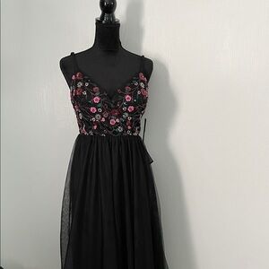 NWT Floral Embroidered Black Dress